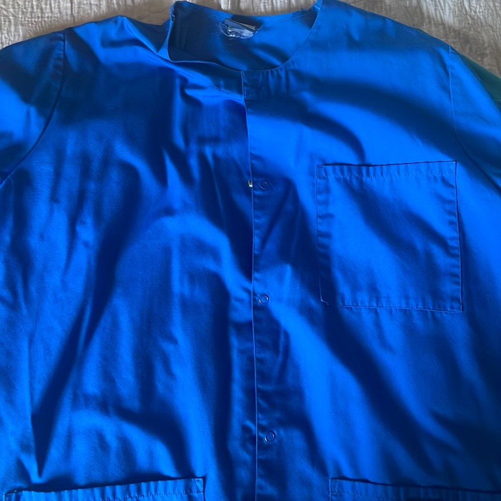 Scrub jackets